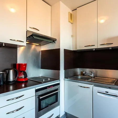 Апартаменты La Presqu'ile-7 By Interhome *