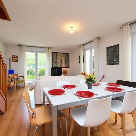 La Presqu'ile.7 アパート *