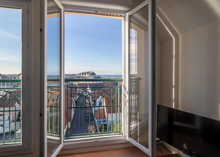 La Presqu'ile-7 By Interhome Cabourg